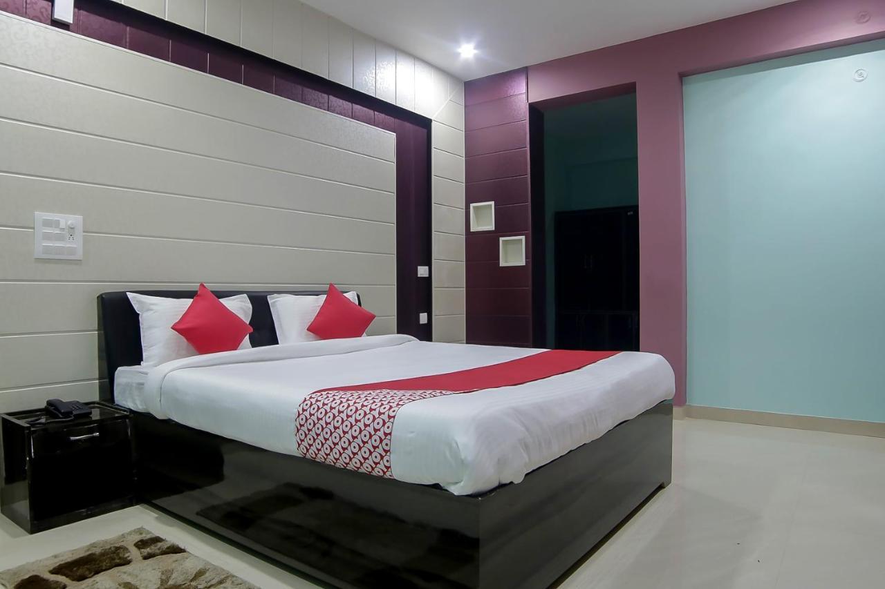 Oyo 30488 Satkar Hotel Pithoragarh Ngoại thất bức ảnh