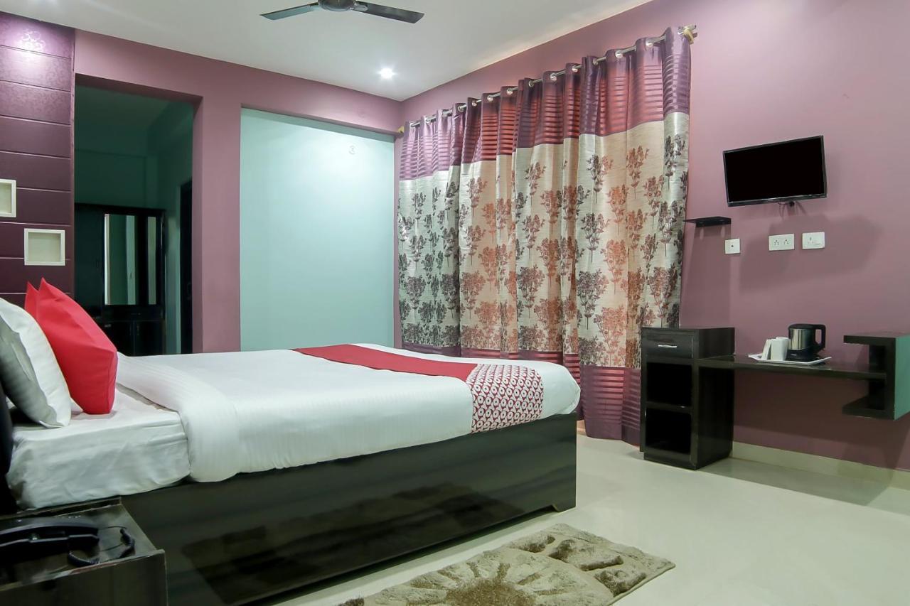 Oyo 30488 Satkar Hotel Pithoragarh Ngoại thất bức ảnh