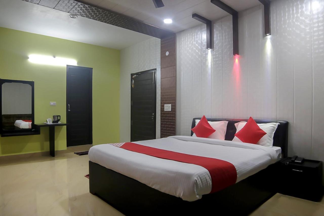 Oyo 30488 Satkar Hotel Pithoragarh Ngoại thất bức ảnh